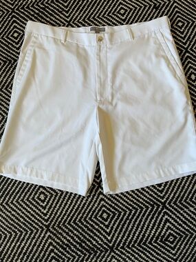 Peter Millar White Golf Performance Shorts